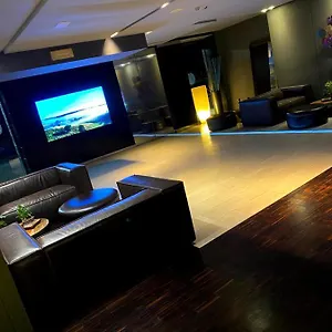 https://glam-hotel.it-lombardy.com